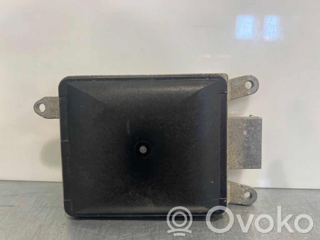 Volkswagen PASSAT B7 Distronic sensor radar 