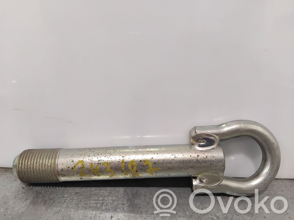Toyota Auris E180 Vetokoukku 
