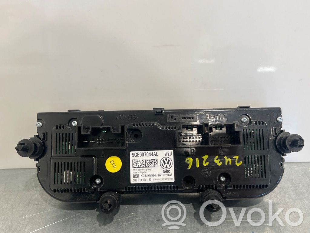 Volkswagen PASSAT B8 Panel klimatyzacji / Ogrzewania 
