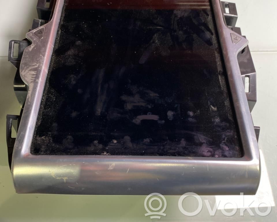 Tesla Model S Multimediju kontrolieris 
