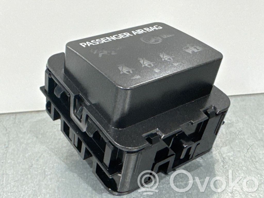 Toyota Auris E180 Unidad central de control multimedia 