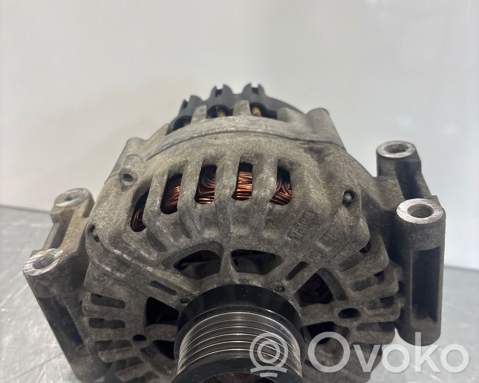 Mercedes-Benz C W204 Alternator 