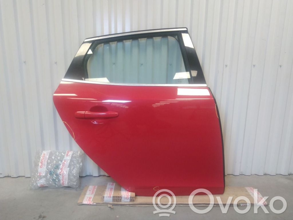 Volvo V40 Puerta trasera 
