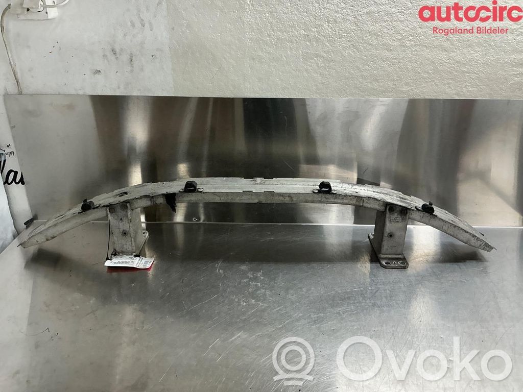 BMW 5 E60 E61 Etupuskurin tukipalkki 
