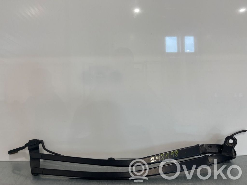 Peugeot iOn Wischerarm vorne 
