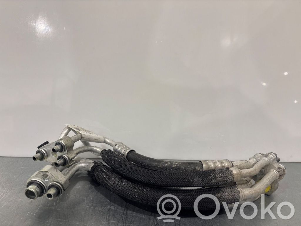 Tesla Model 3 Ilmastointilaitteen putki (A/C) 