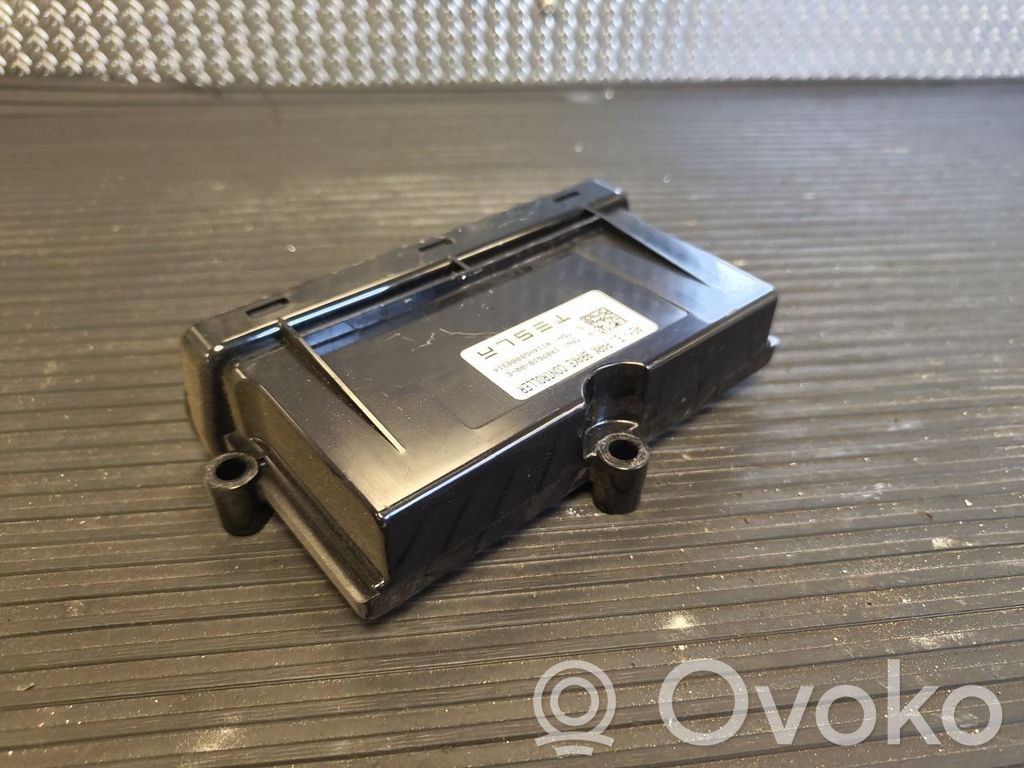 Module de commande de frein à main   100761800E,100761800E