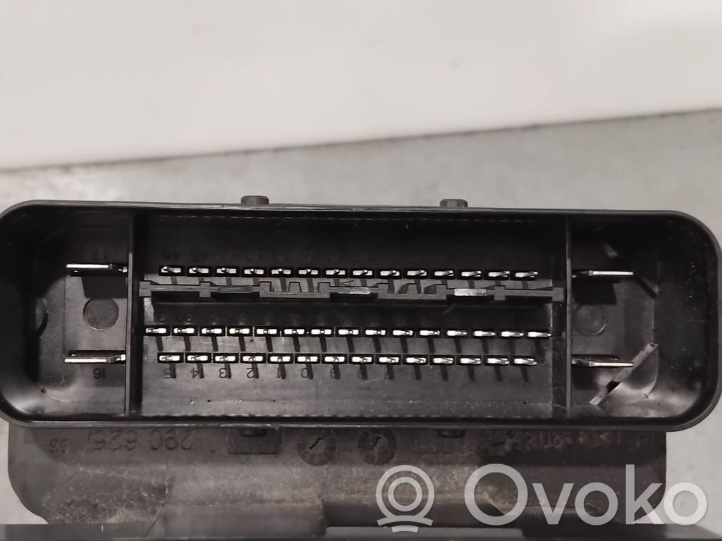 Volvo V40 ABS bloks 