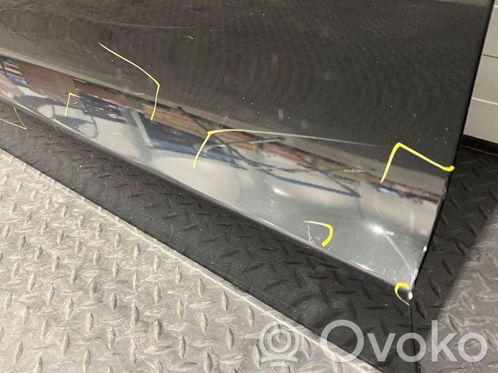 Tesla Model 3 Puerta delantera 