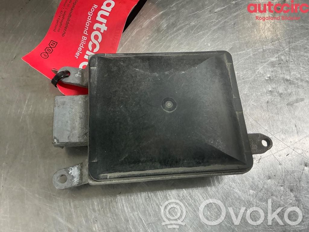 BMW 4 F32 F33 Senzor radar distronic