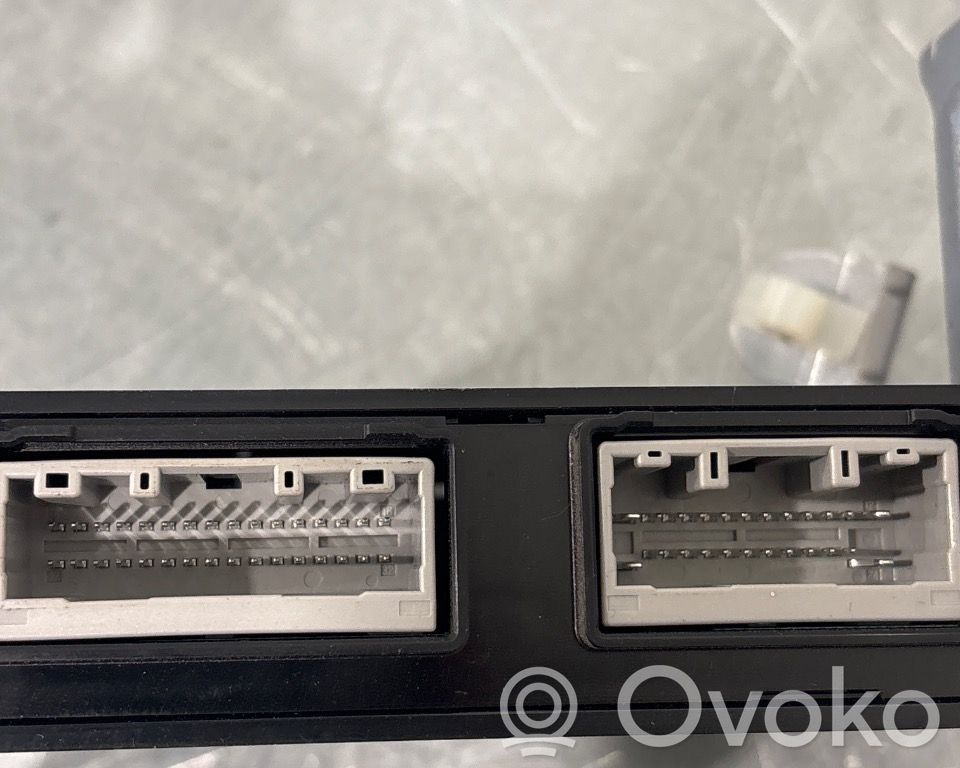 Suzuki SX4 S-Cross Modulo di controllo del corpo centrale 