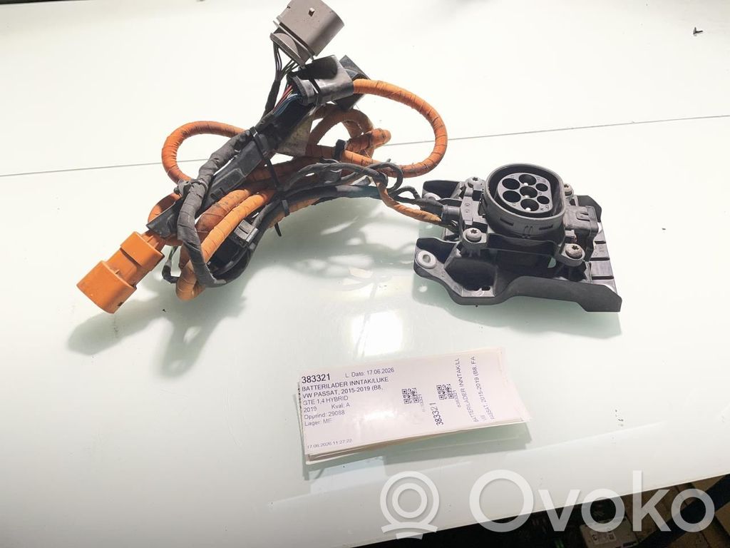 Volkswagen PASSAT B8 HUD-näyttö 