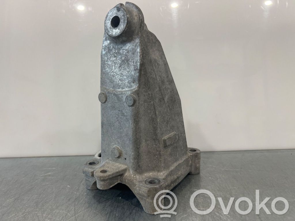 Mercedes-Benz C W205 Suport tampon motor