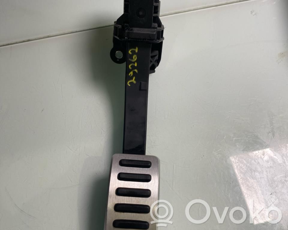 Volvo XC40 Pedală accelerație 