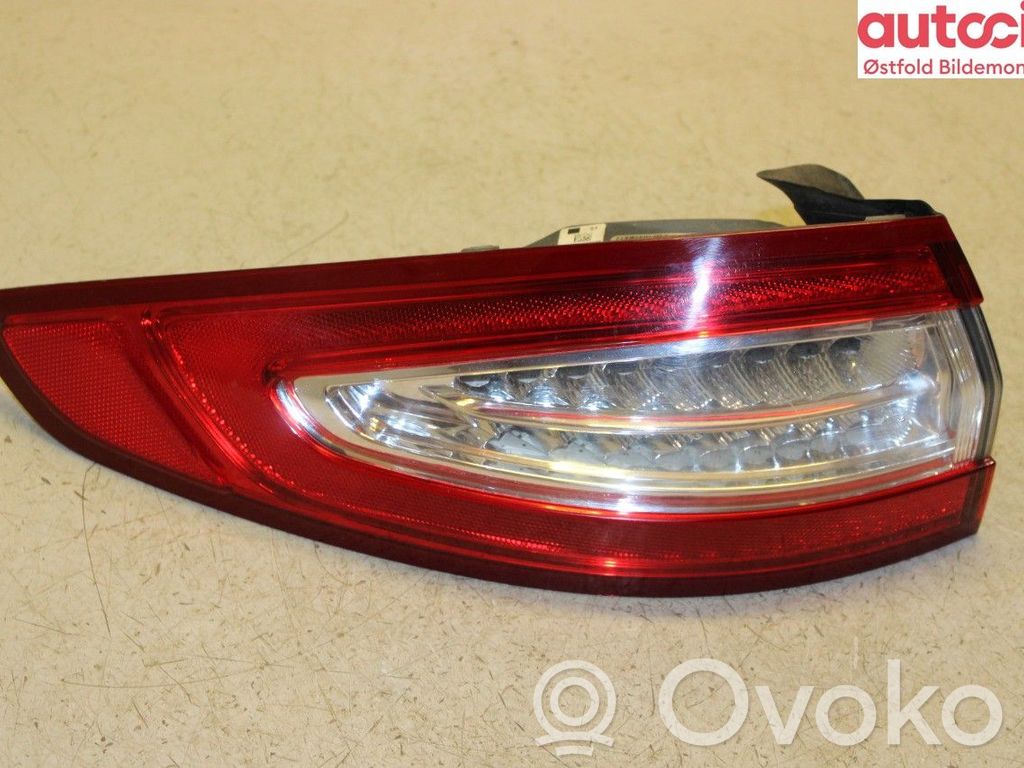 Ford Mondeo MK V Lampă spate în caroserie