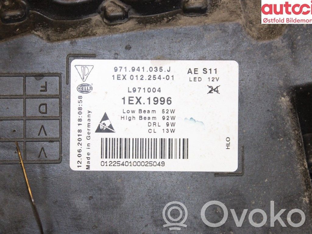 Porsche Panamera (971) Lampa przednia 