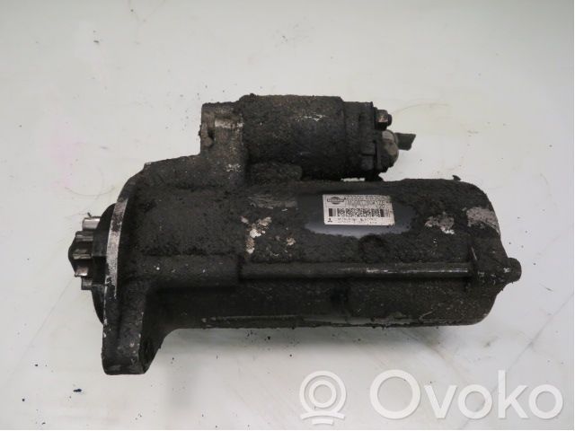 Nissan Navara D40 Motor de arranque 