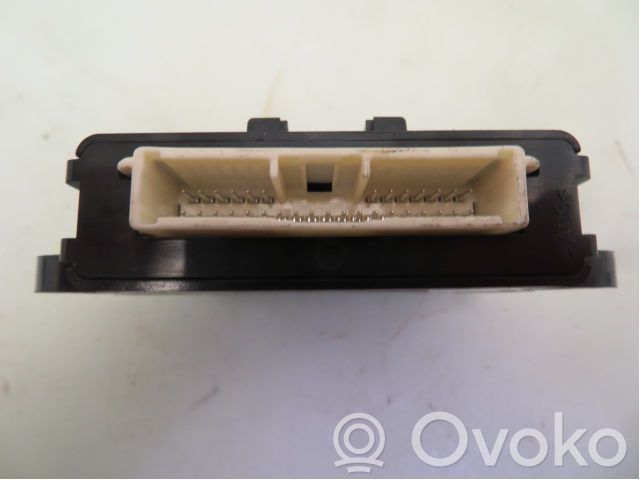 Autres unités de commande / modules   8637B731,G8C631M83,8637B731,G8C631M83