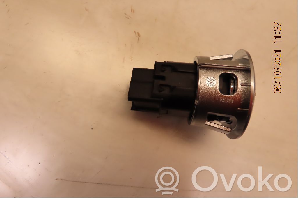 Ford Kuga II Engine start stop button switch