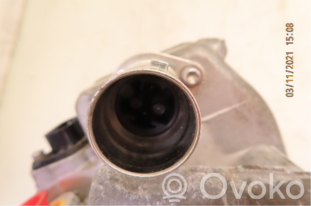 Volvo S90, V90 Ilmastointilaitteen kompressorin pumppu (A/C) 