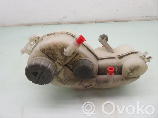 Mercedes-Benz B W246 W242 Vase d'expansion de carburant