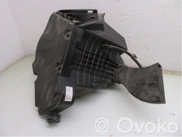 Audi A5 8T 8F Scatola del filtro dell’aria 