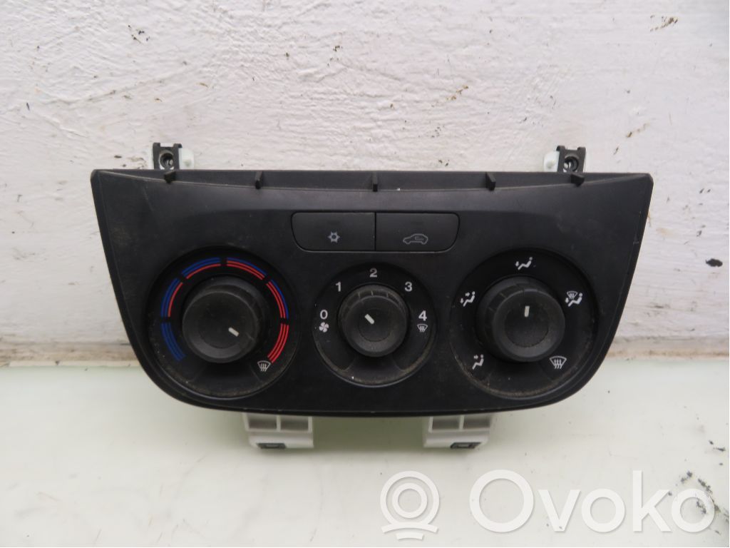 Fiat Doblo Console centrale, commande chauffage/clim