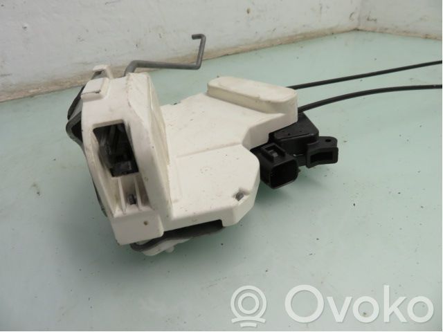 Peugeot iOn Cerradura de puerta delantera 