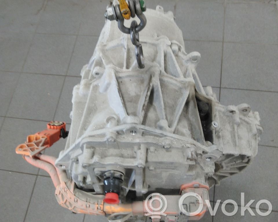 Tesla Model 3 motor de coche eléctrico 