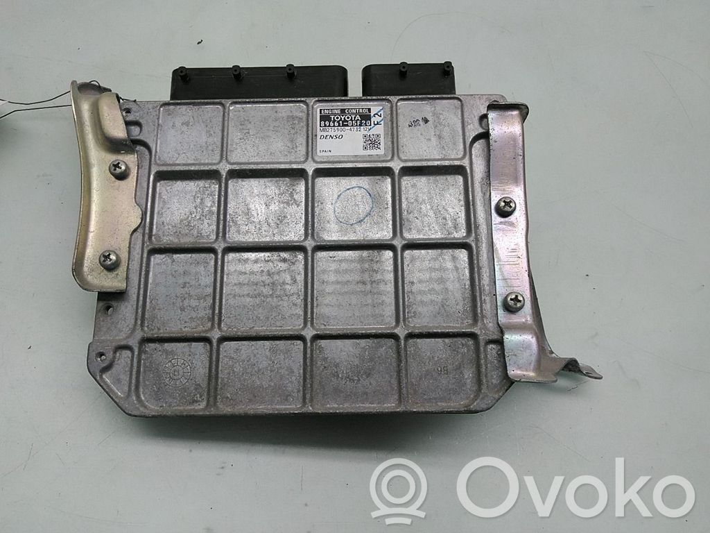 Toyota Avensis T270 Unitate control motor/modul ECU 