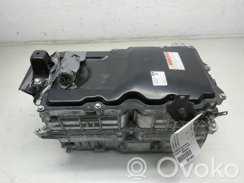 Toyota RAV 4 (XA50) Convertitore di tensione inverter