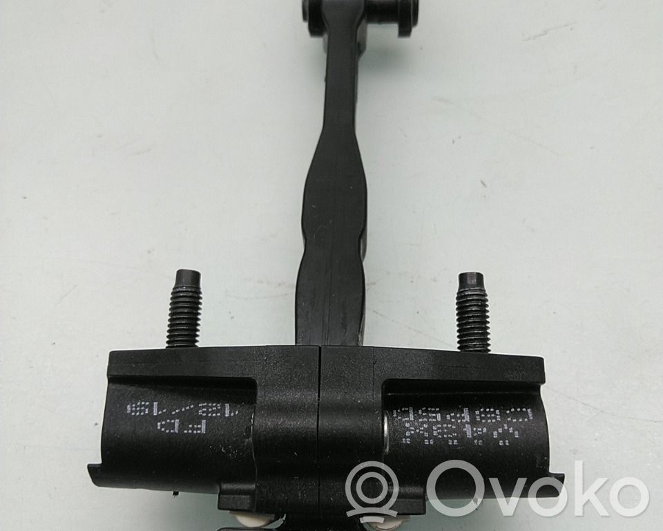 Etuoven pidätin   31479059,31479059