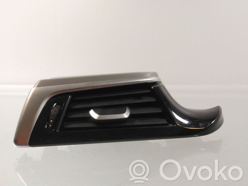 BMW 5 G30 G31 G38 Grille d'aération centrale