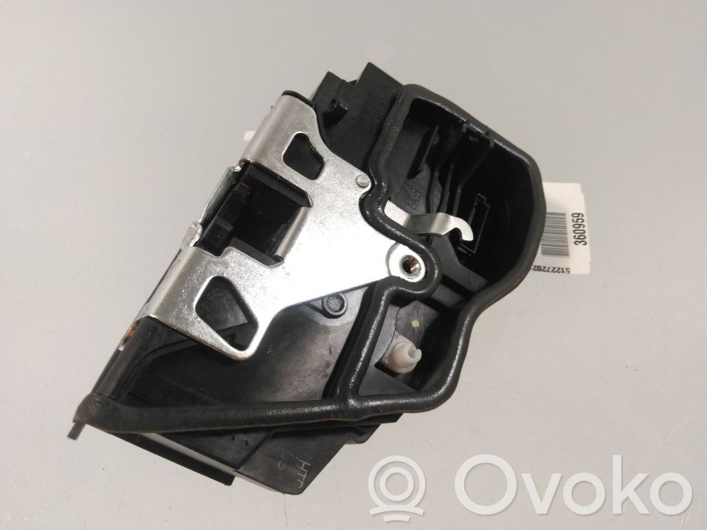 BMW 5 F10 F11 Zamek drzwi tylnych 