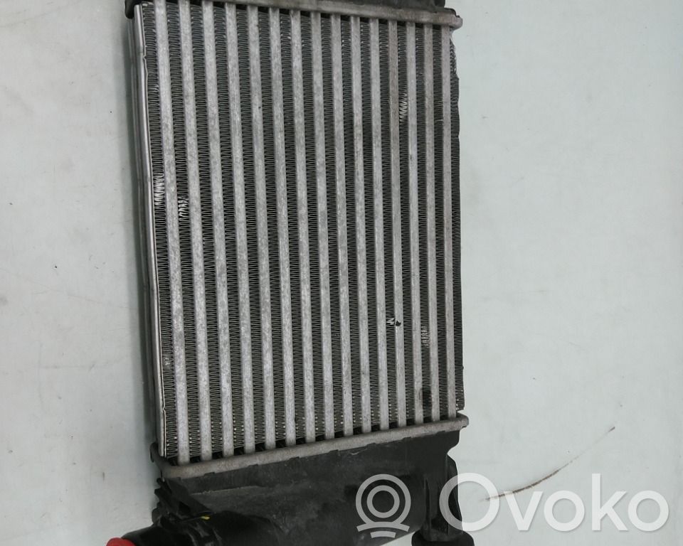 Nissan Qashqai Radiatore intercooler 