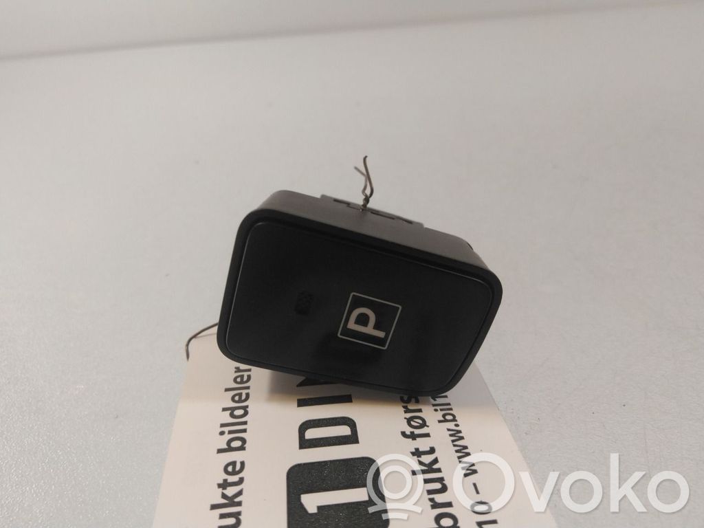 Toyota Auris E180 Interruttore del freno di stazionamento/freno a mano 