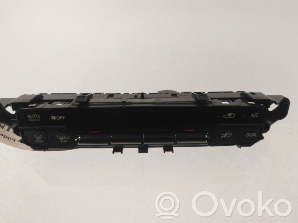 Toyota Prius (XW50) Mascherina climatizzatore/regolatore riscaldamento