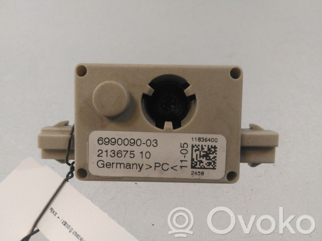 BMW X3 E83 Amplificator antenă aeriană 