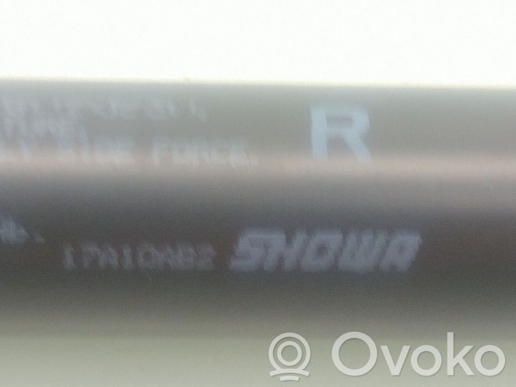 Mazda CX-5 Vérin de capot arrière