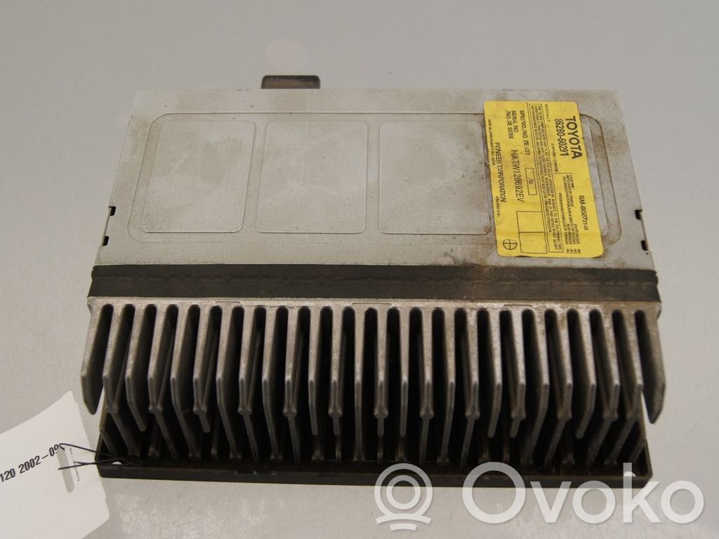 Toyota Land Cruiser (J120) Amplificatore 