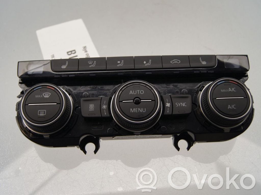 Volkswagen PASSAT B8 Console centrale, commande chauffage/clim