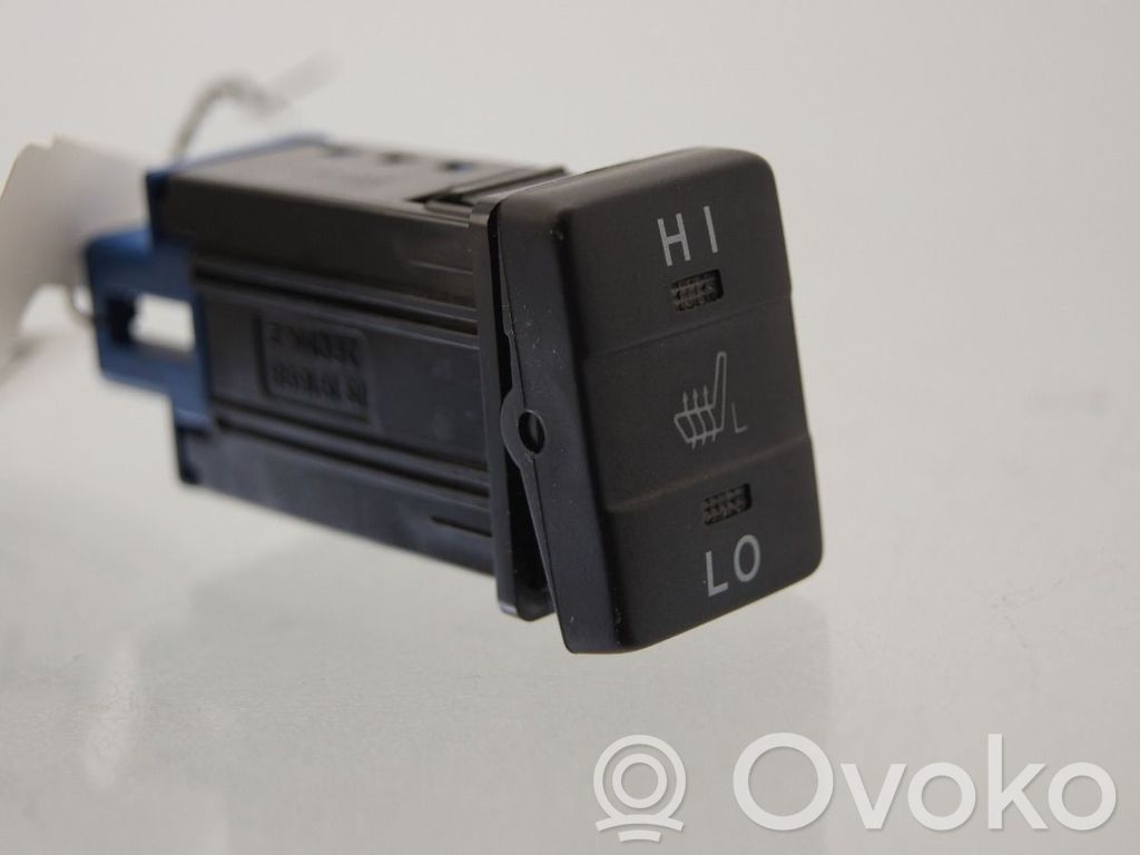 Toyota Auris E180 Interruttore riscaldamento sedile 