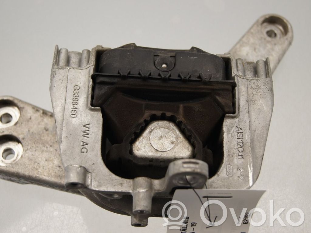 Volkswagen PASSAT B8 Suport tampon motor 