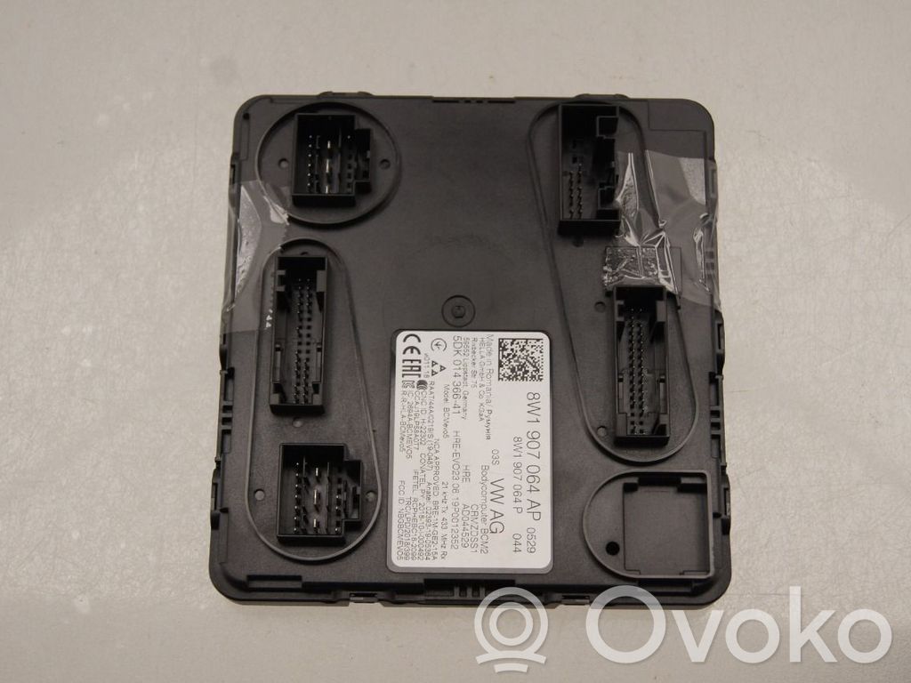 Central body control module   8W1907064DH,8W1907064AP,8W1907064AP,8W1907064AP,8W1907064DH