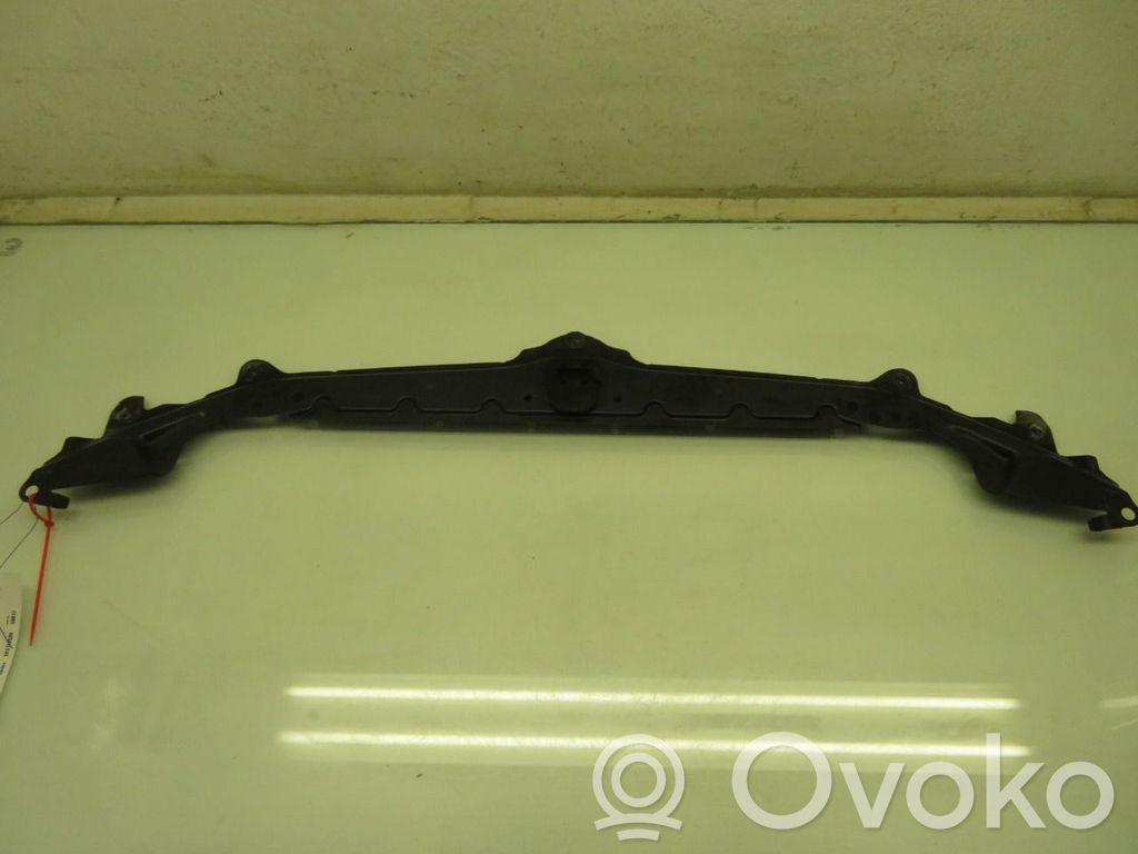 BMW 5 E60 E61 Radiatorių panelė 