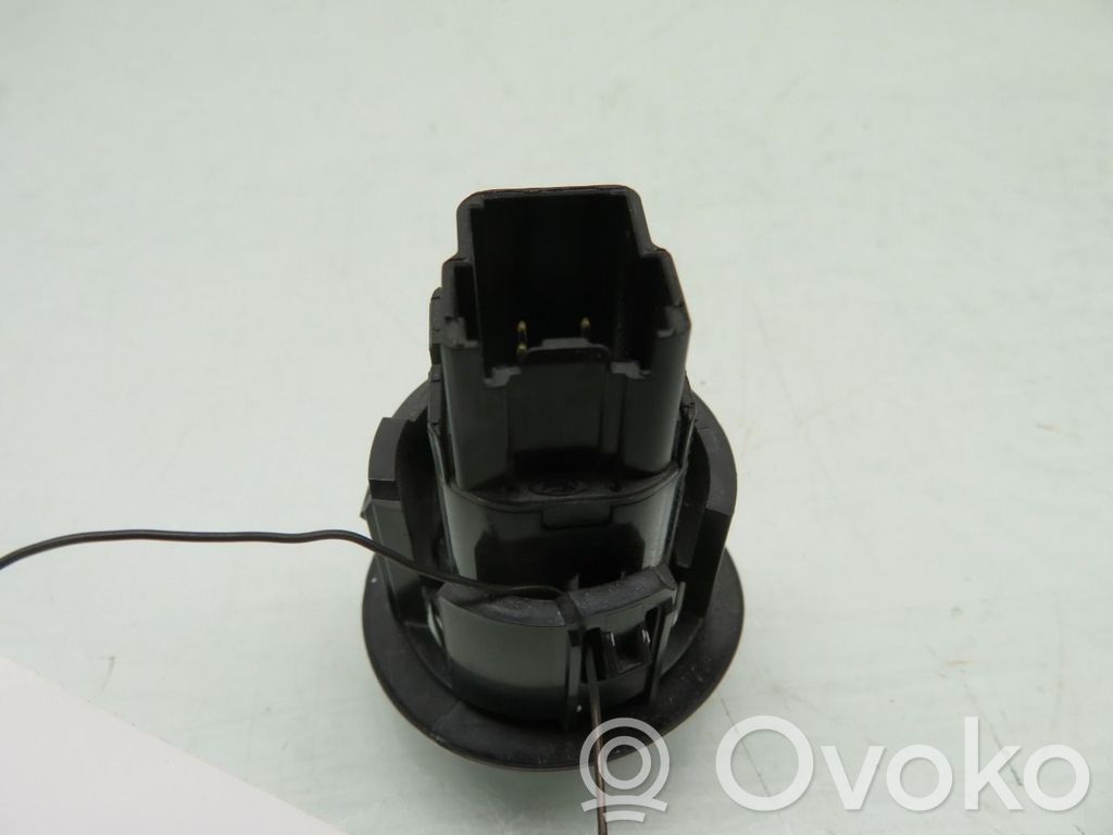 Ford Focus Moottorin start-stop-painike/kytkin 