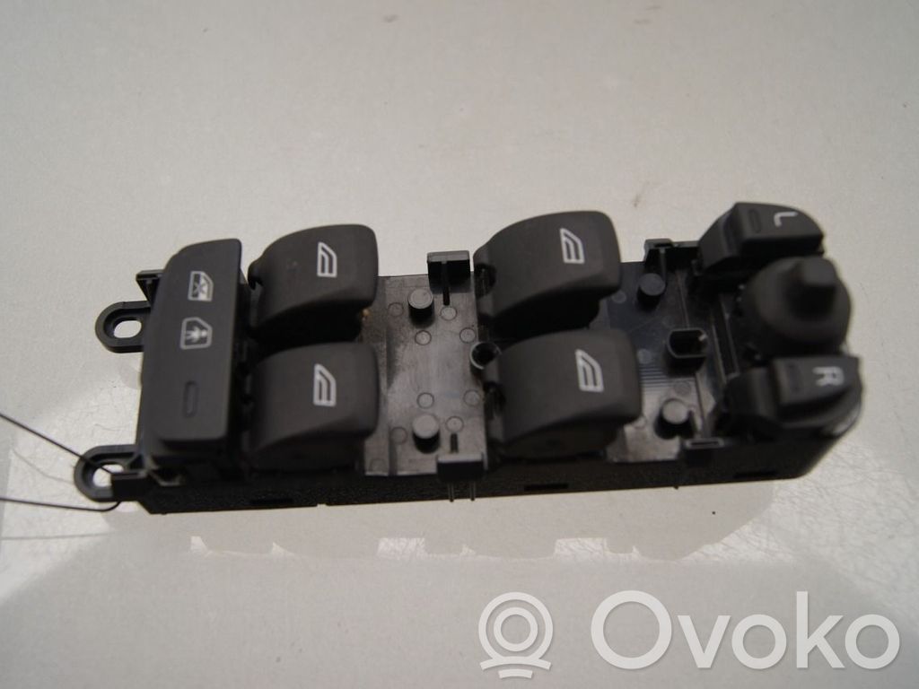 Volvo XC70 Comutator comandă geamuri electrice 