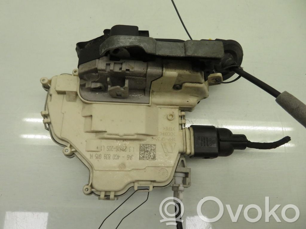 Audi A4 S4 B9 Încuietoare ușă spate 