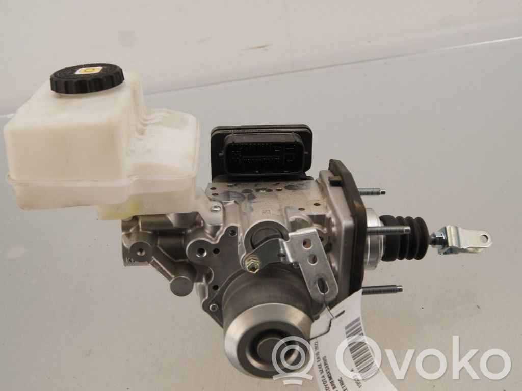 Toyota bZ4X Wspomaganie hamulca 