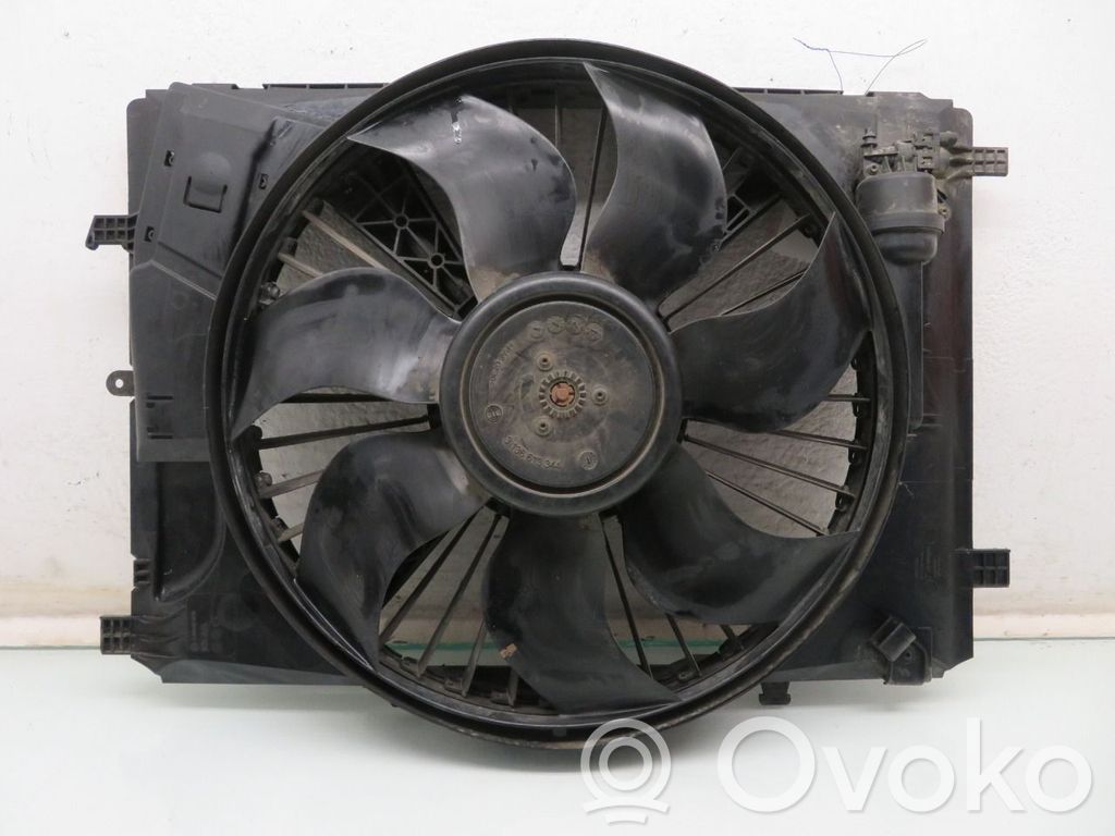 Mercedes-Benz E W212 Suport ventilator radiator 